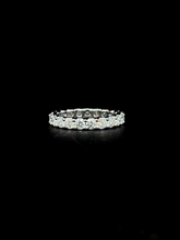 Lab grown diamond band ring