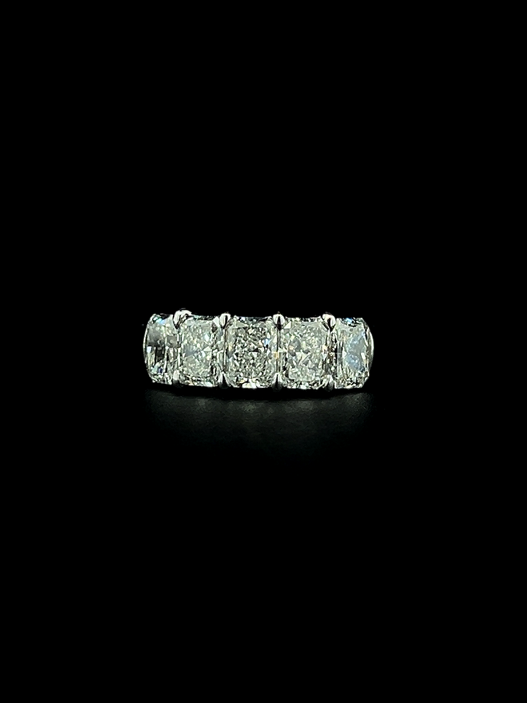 Lab grown diamond 7 stone rings