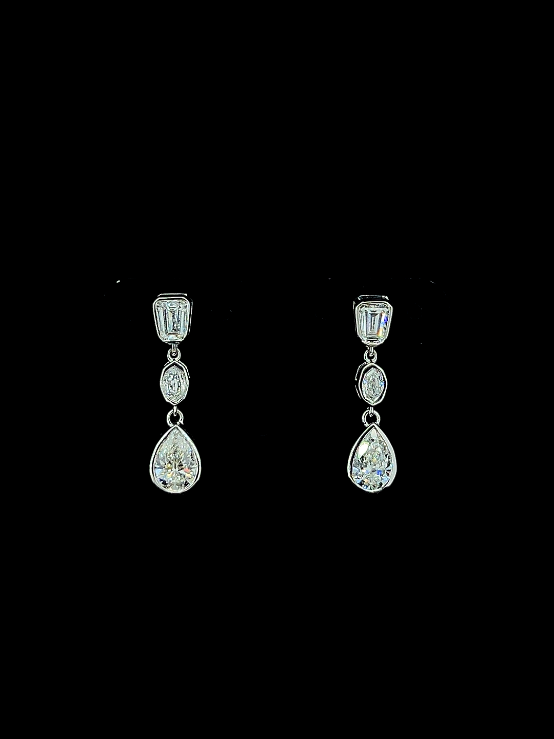 Lab grown diamond dangling earring