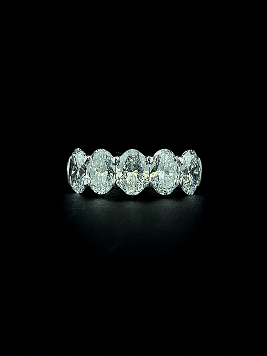 Lab grown diamond 5 stone rings