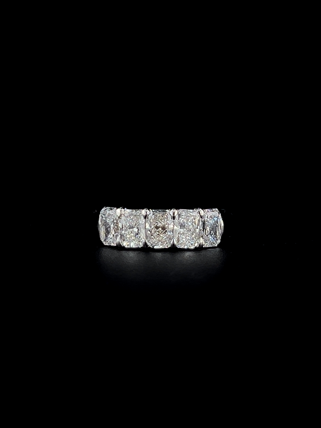 Lab grown diamond 5 stone rings
