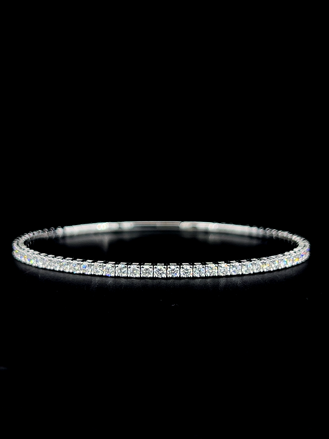Lab grown diamond bangle bracelet
