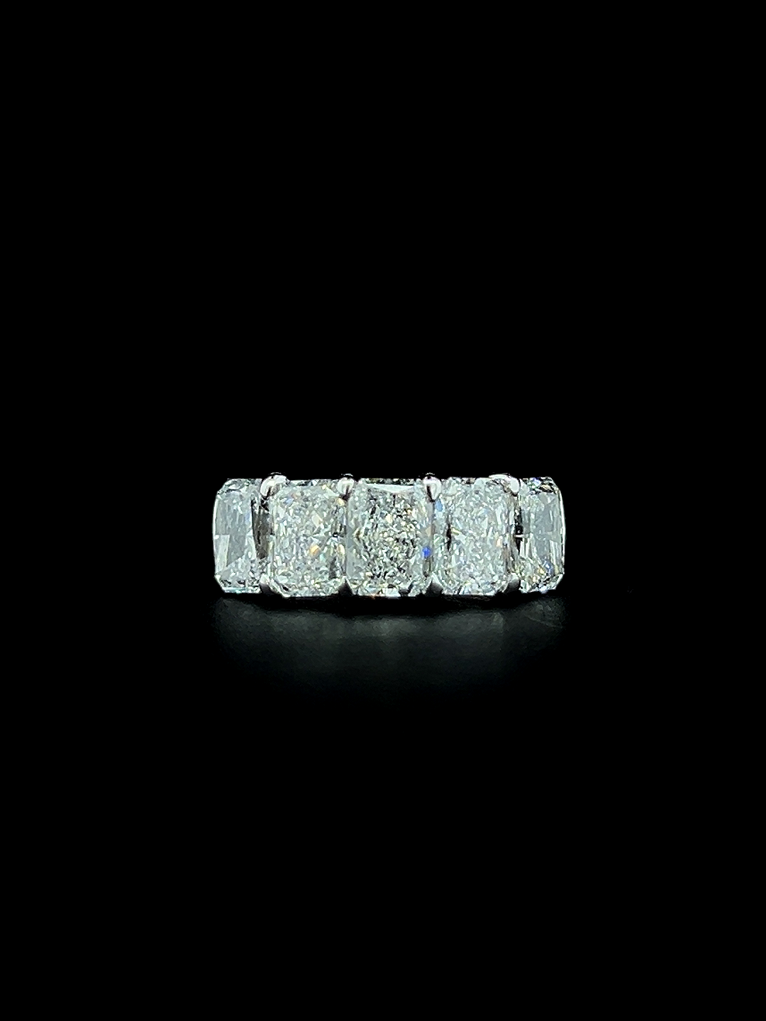 Lab grown diamond 7 stone rings