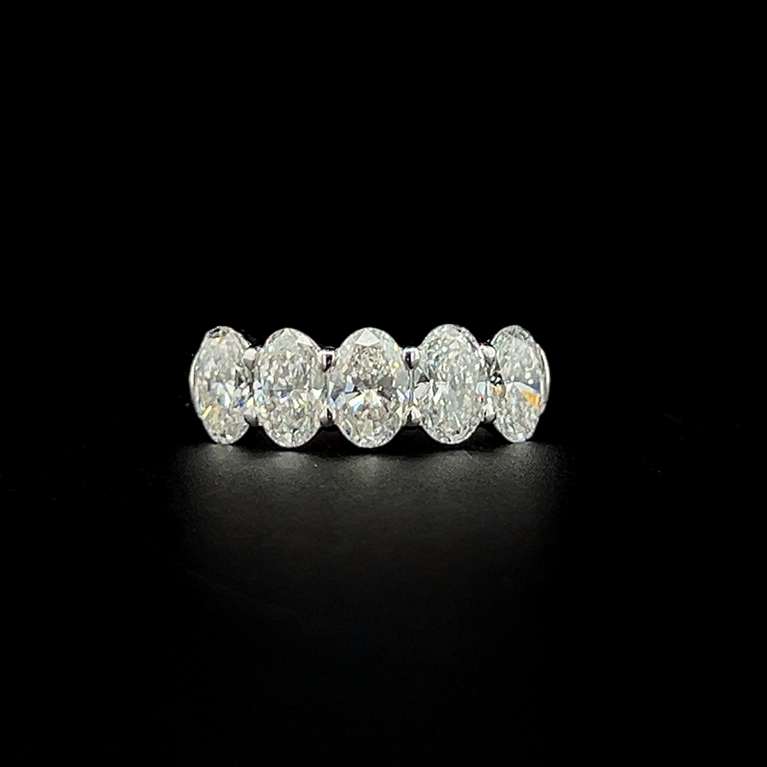 Lab grown diamond 5 stone rings