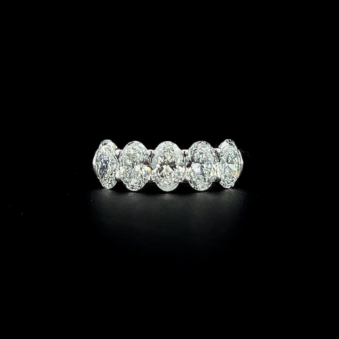 Lab grown diamond 5 stone rings