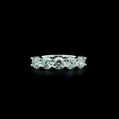Lab grown diamond 5 stone rings
