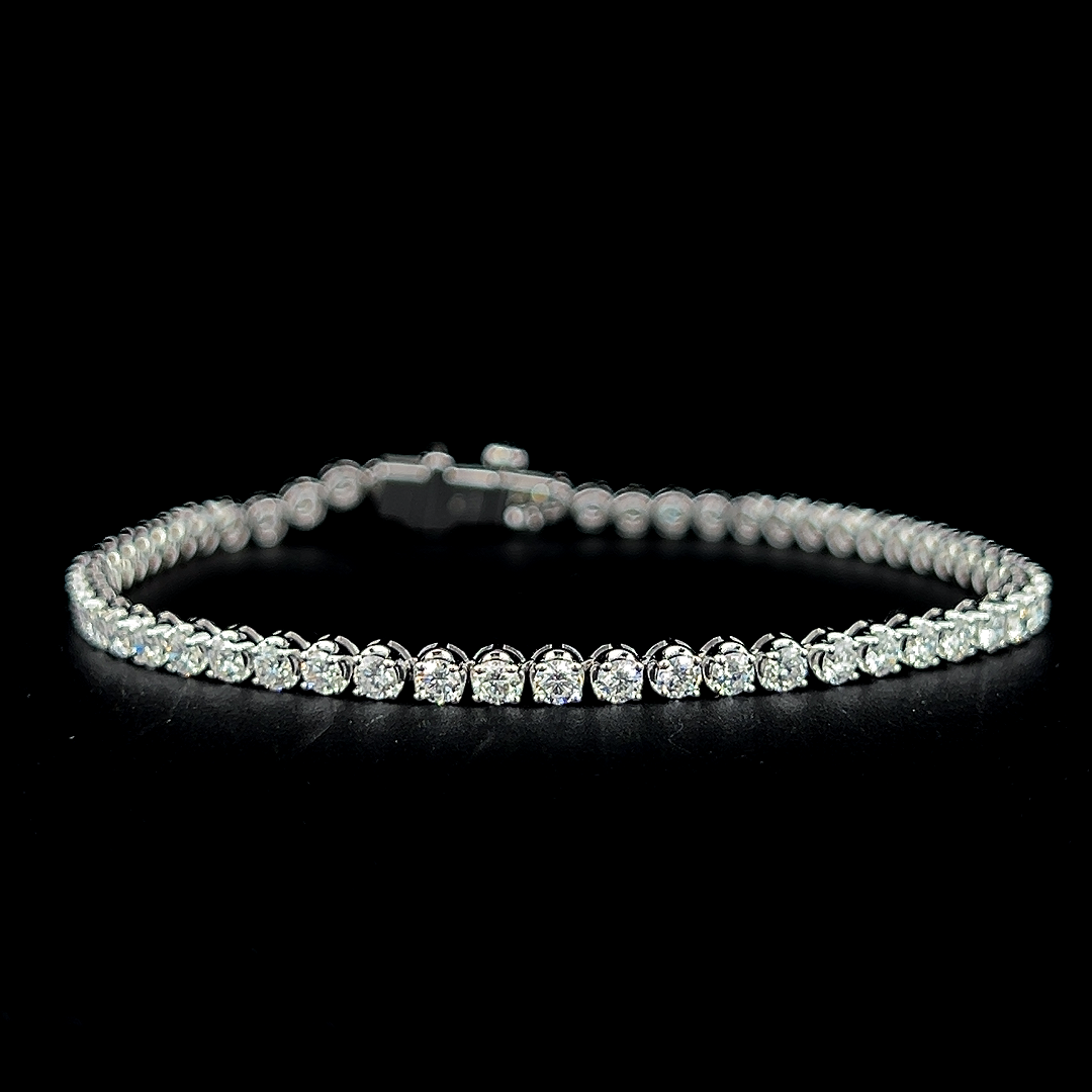 Lab grown diamond tennis bracelet