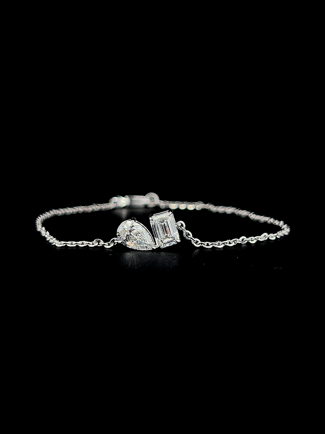 Lab grown diamond cuff bracelet