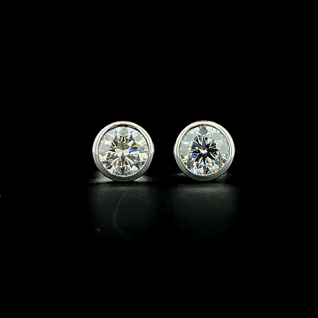 Lab grown diamond pushback stud earring