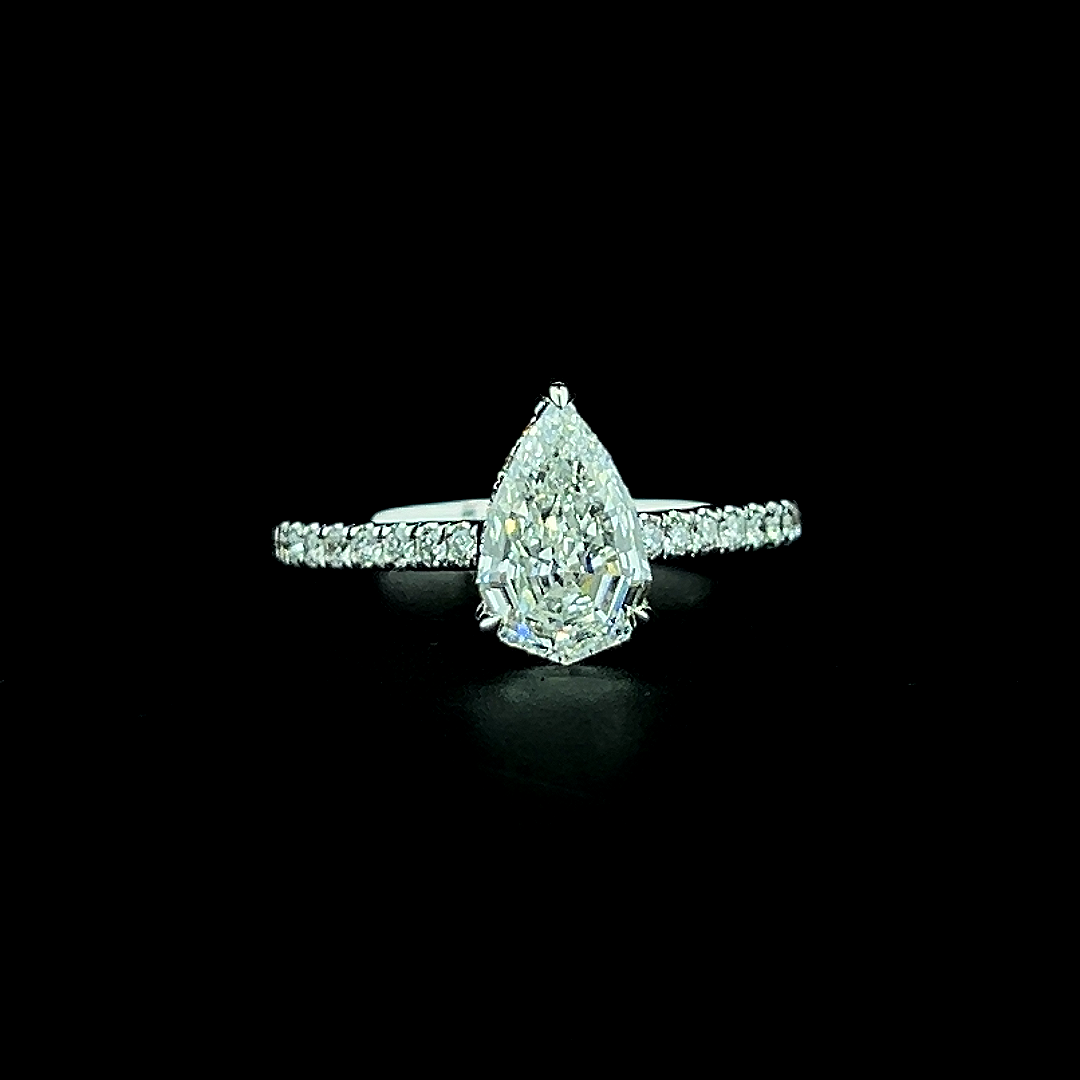 Lab grown diamond Anniversary Ring