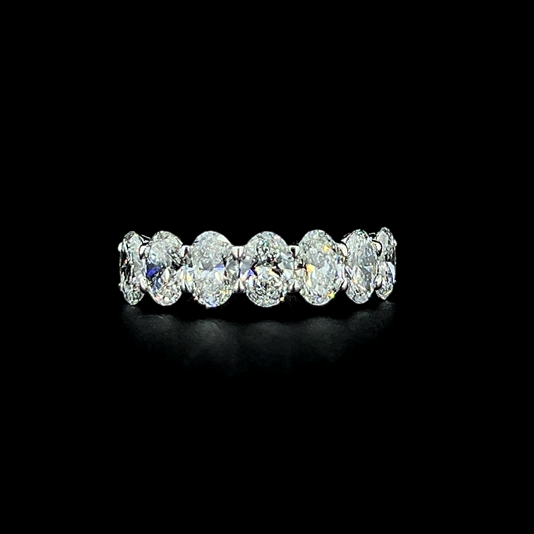 Lab grown diamond 7 stone ring