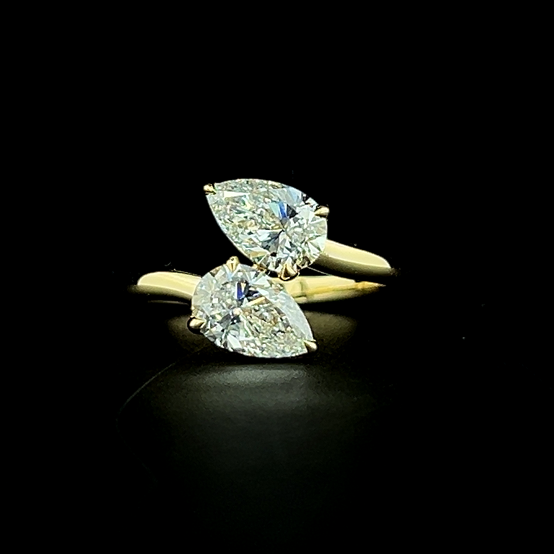 Lab grown diamond toe ring rings