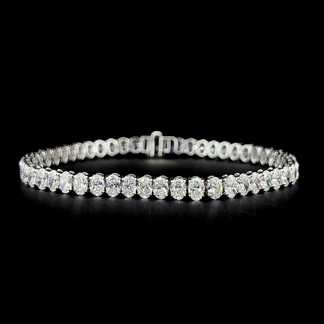 Lab grown diamond tennis bracelet