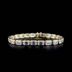 Lab grown diamond bezel bracelet