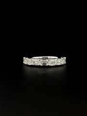 Lab grown diamond band ring