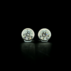 Lab grown diamond bezel earring