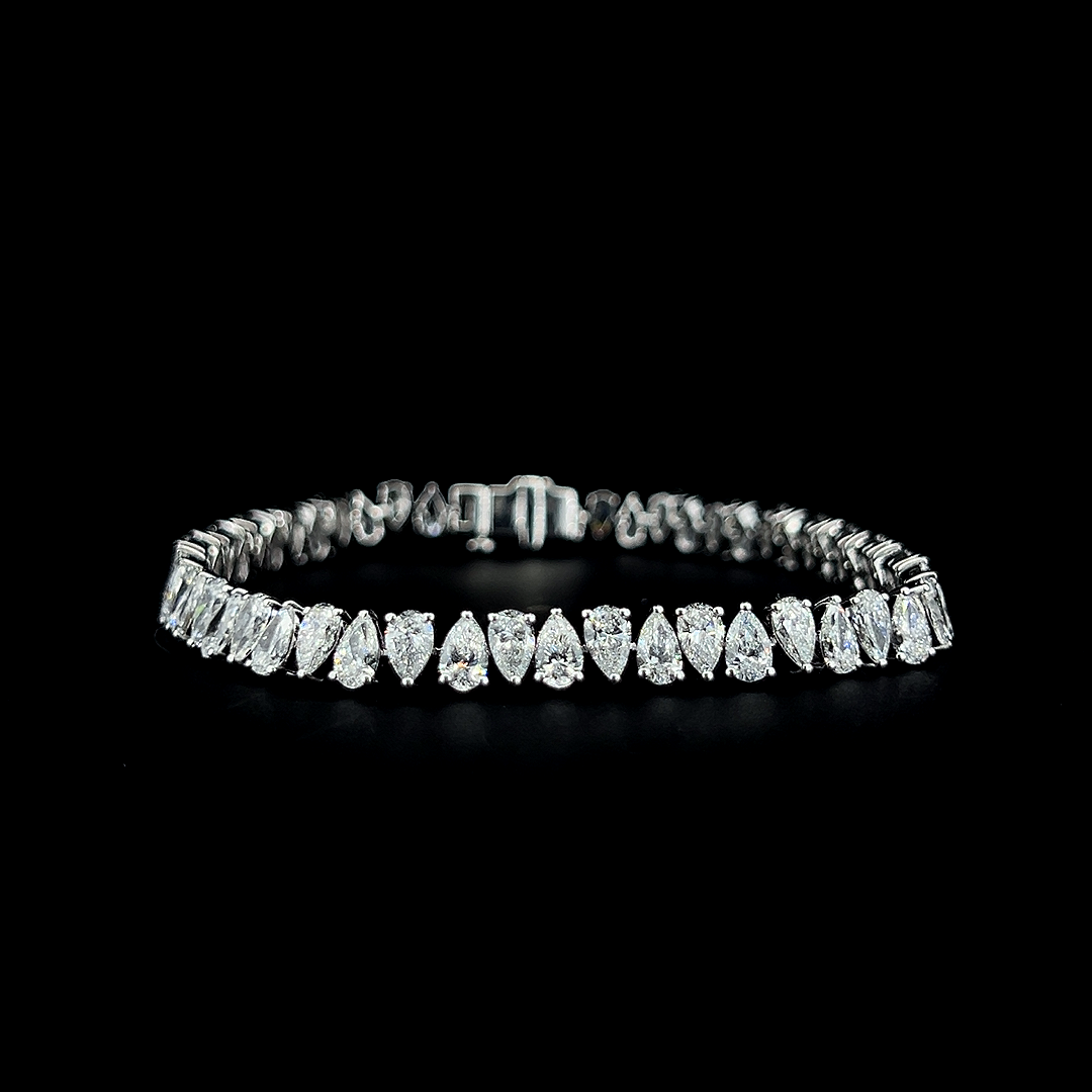 Lab grown diamond fancy shape bracelet