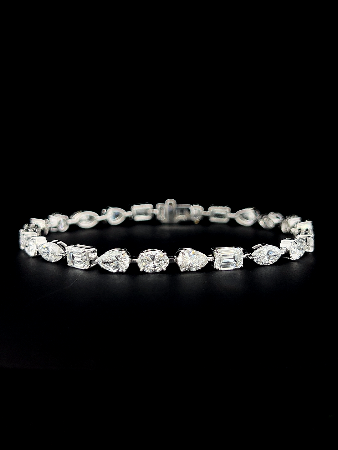 Lab grown diamond mix shape bracelet