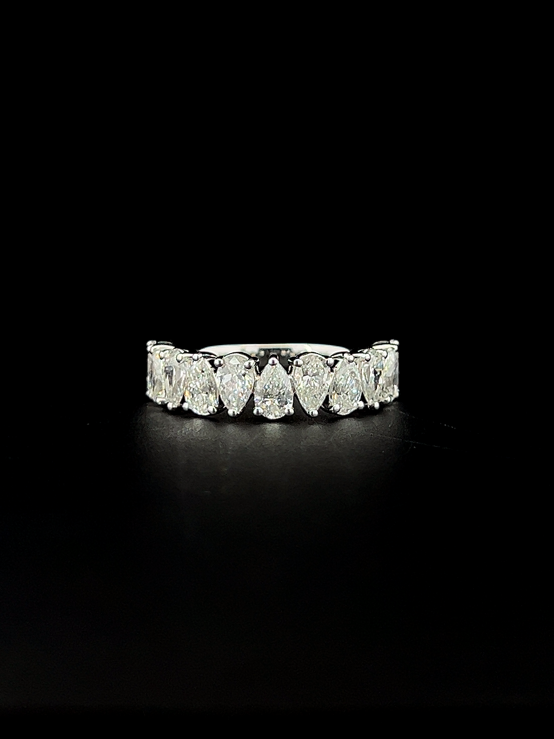 Lab grown Diamond wedding band ring