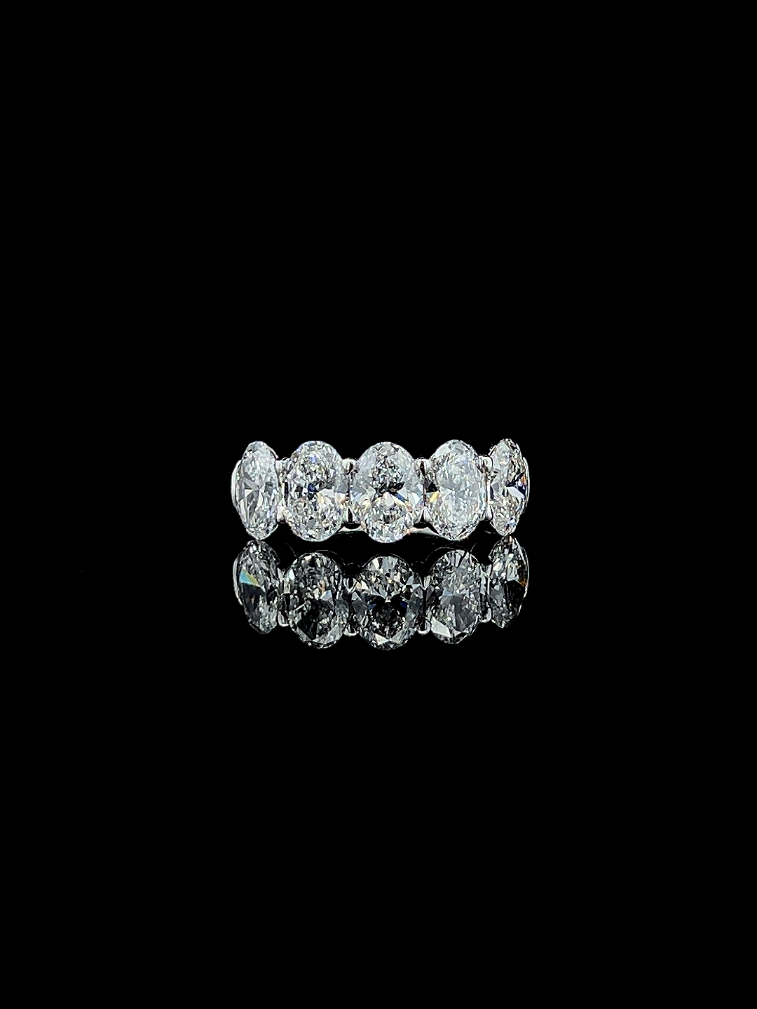 Lab grown diamond 5 stone rings