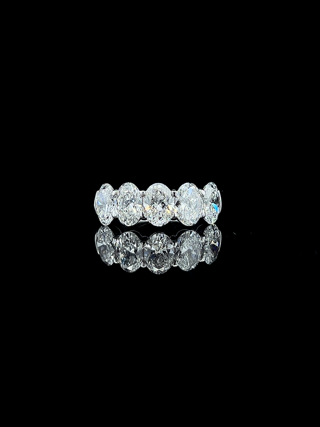 Lab grown diamond 5 stone rings