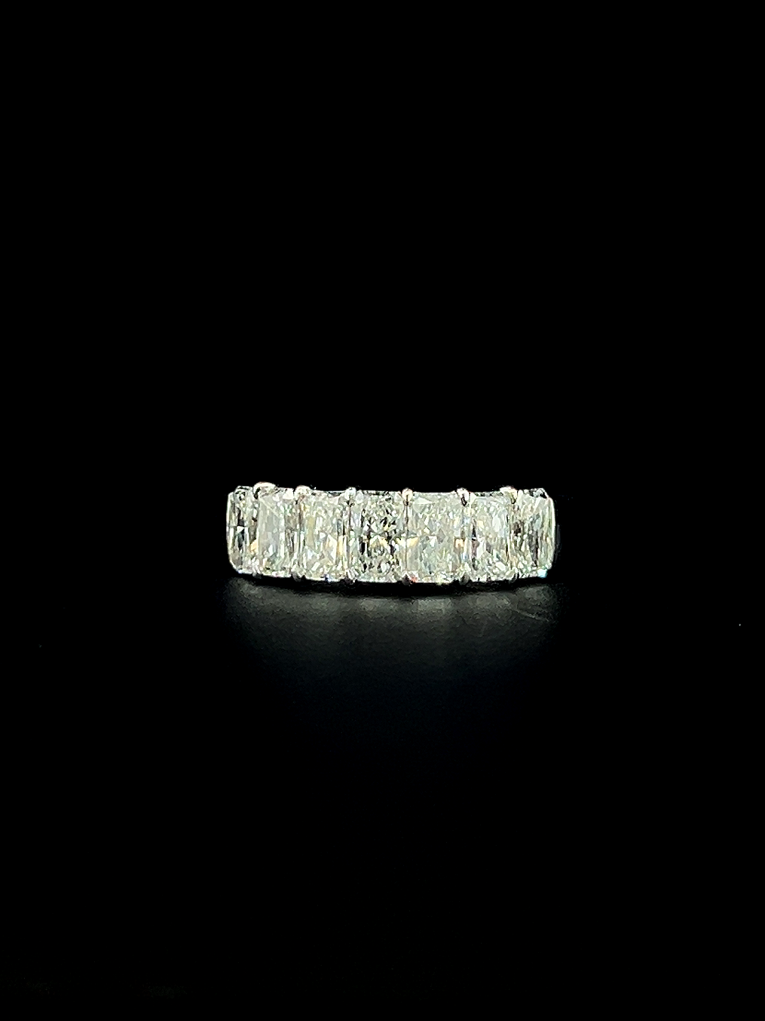 Lab grown diamond 7 stone rings