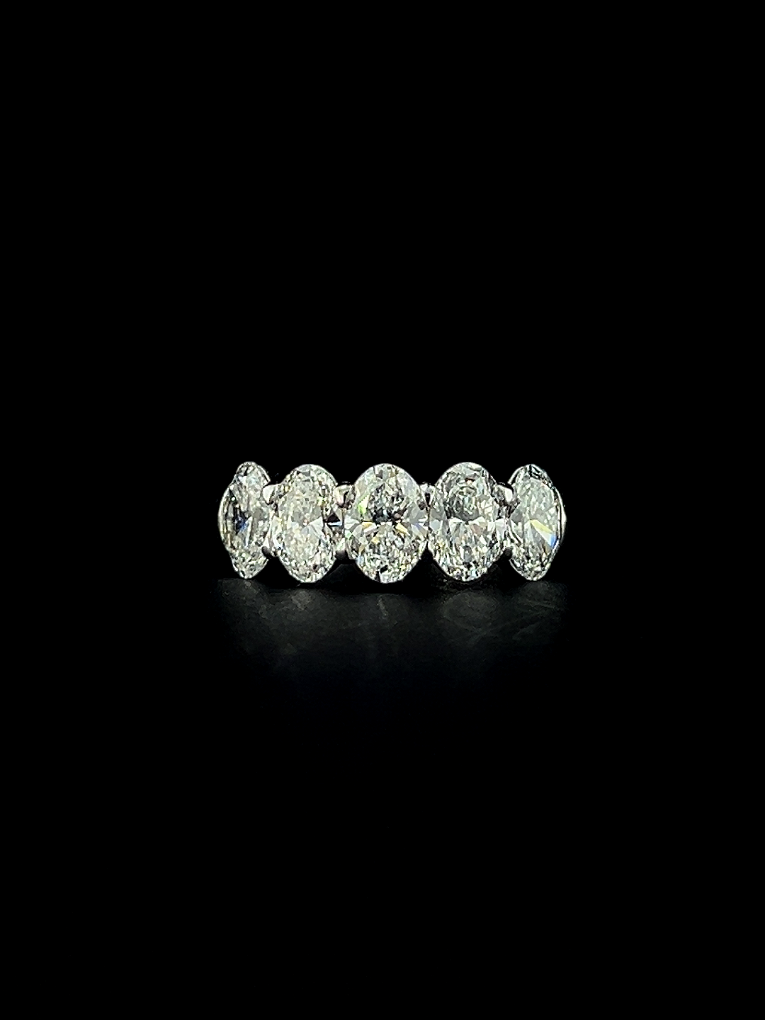 Lab grown diamond 5 stone rings