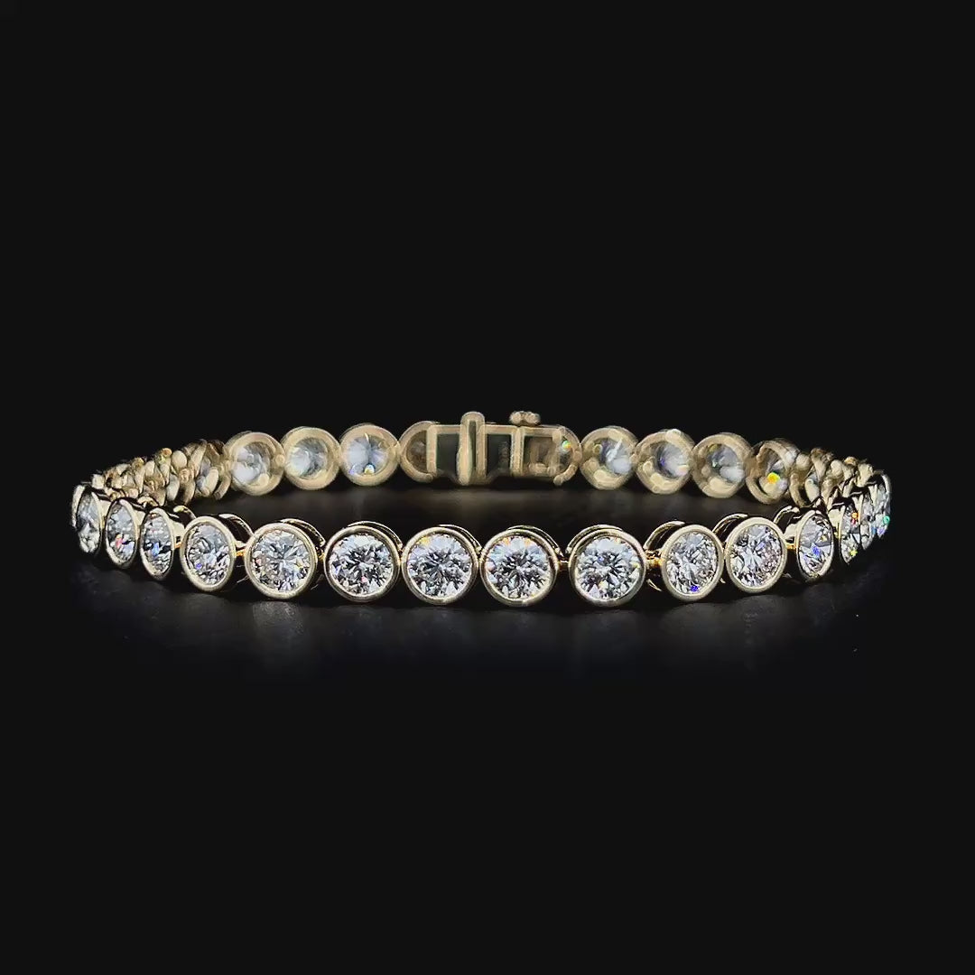 Lab grown diamond bezel bracelet