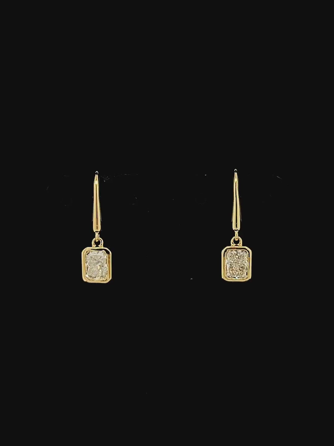 Lab grown diamond dangling earring