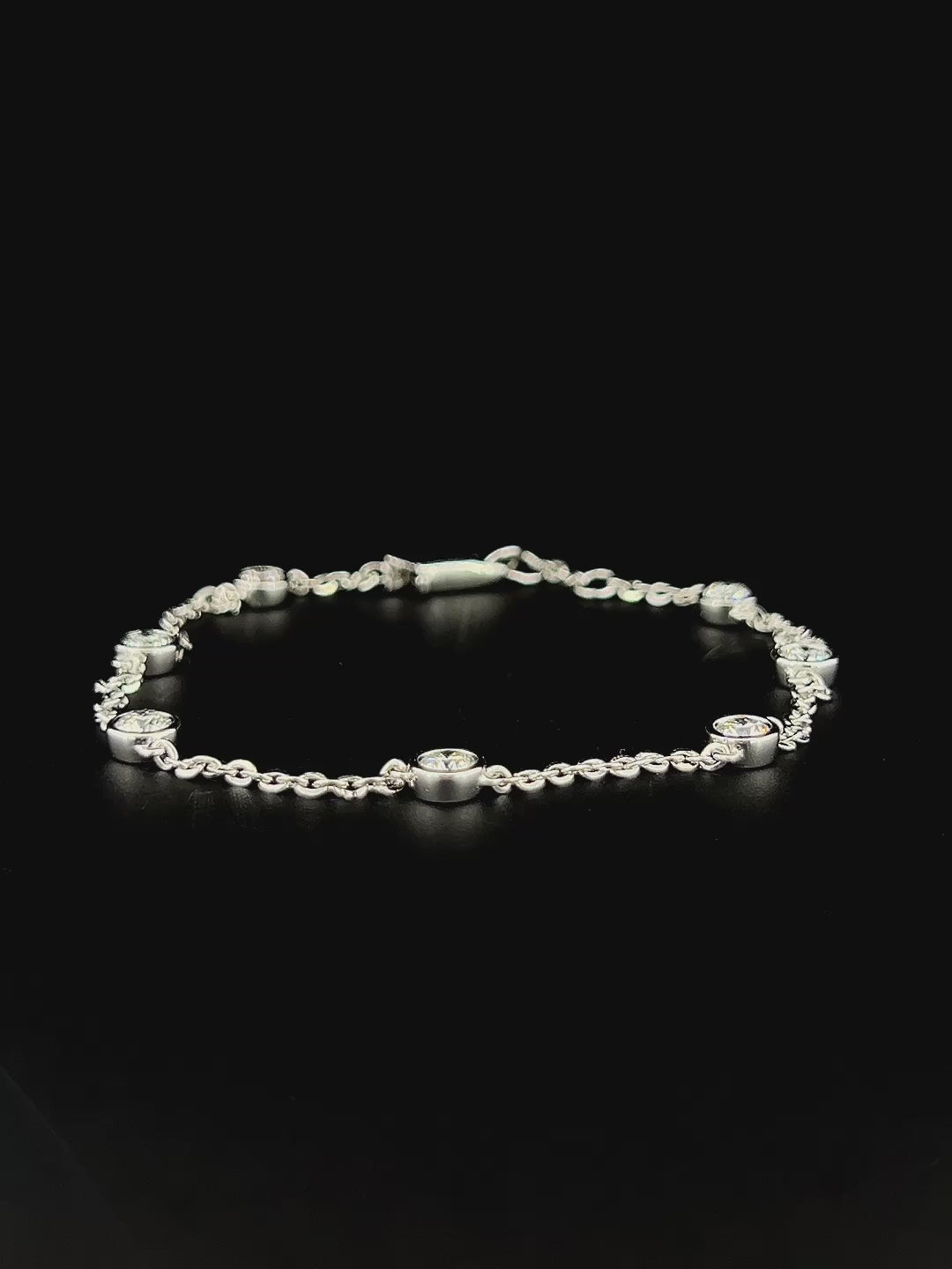 Lab grown diamond cuff bracelet
