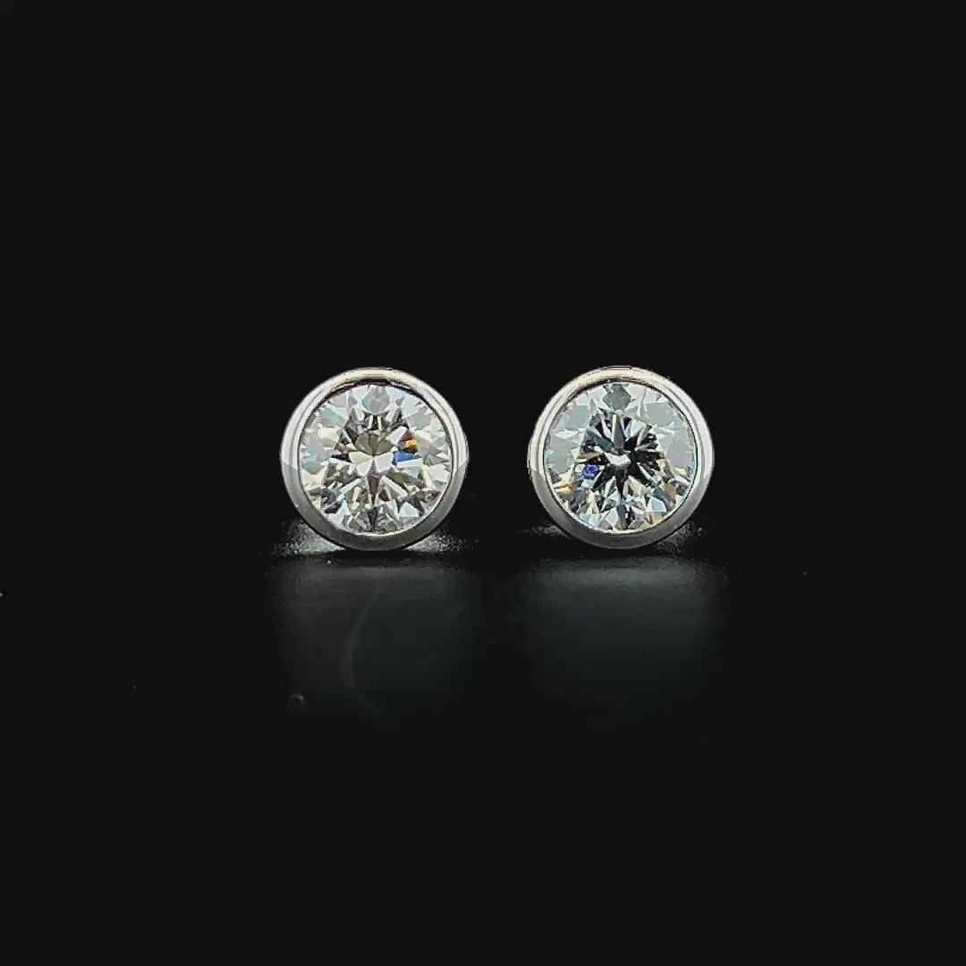 Lab grown diamond pushback stud earring