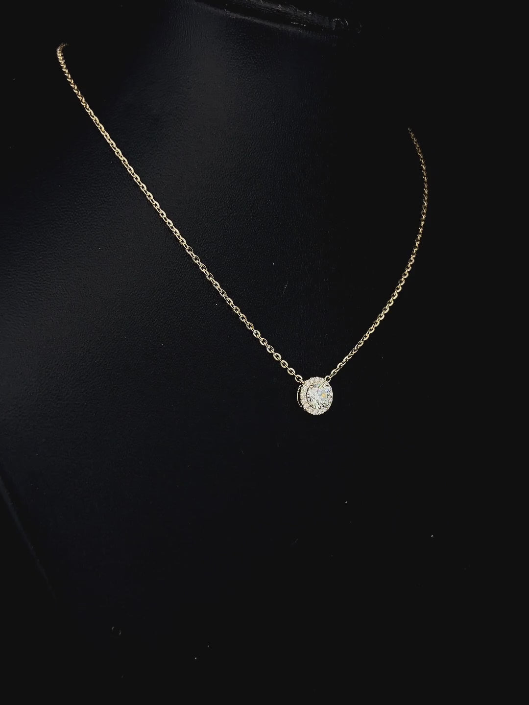 Lab grown diamond pendant